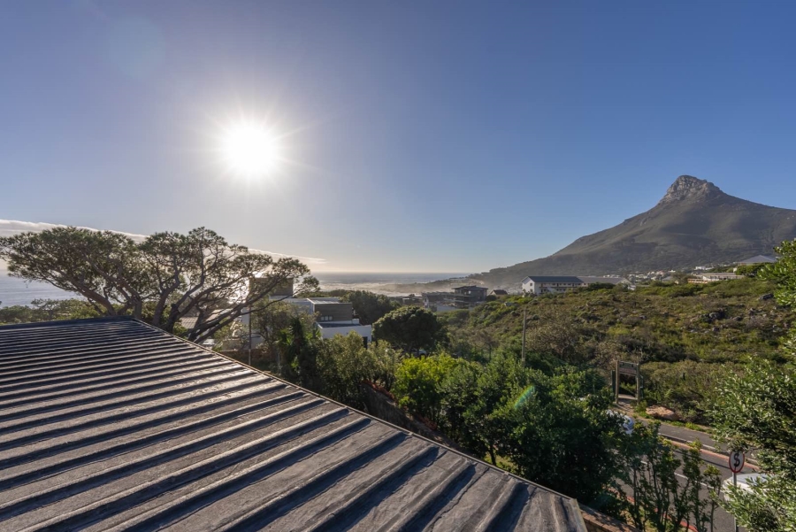 6 Bedroom Property for Sale in Camps Bay Western Cape